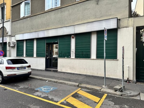 bivano in vendita a Milano in zona Garegnano