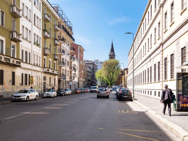 appartamento in vendita a Milano in zona Casoretto