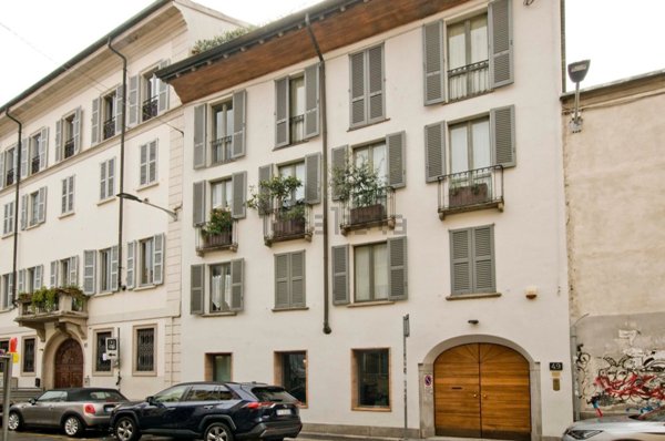 ufficio in vendita a Milano in zona Sant'Ambrogio