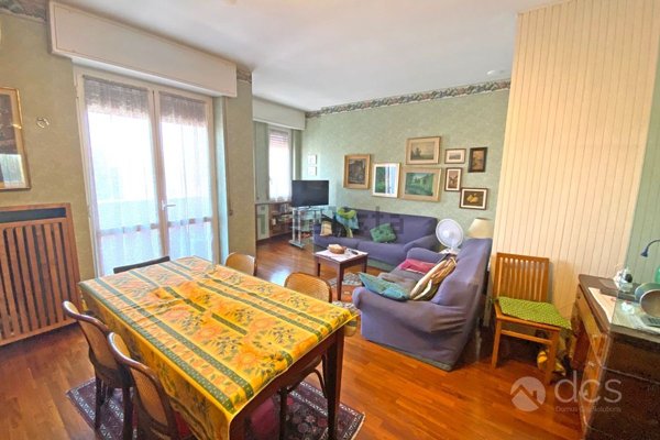 appartamento in vendita a Milano in zona Famagosta