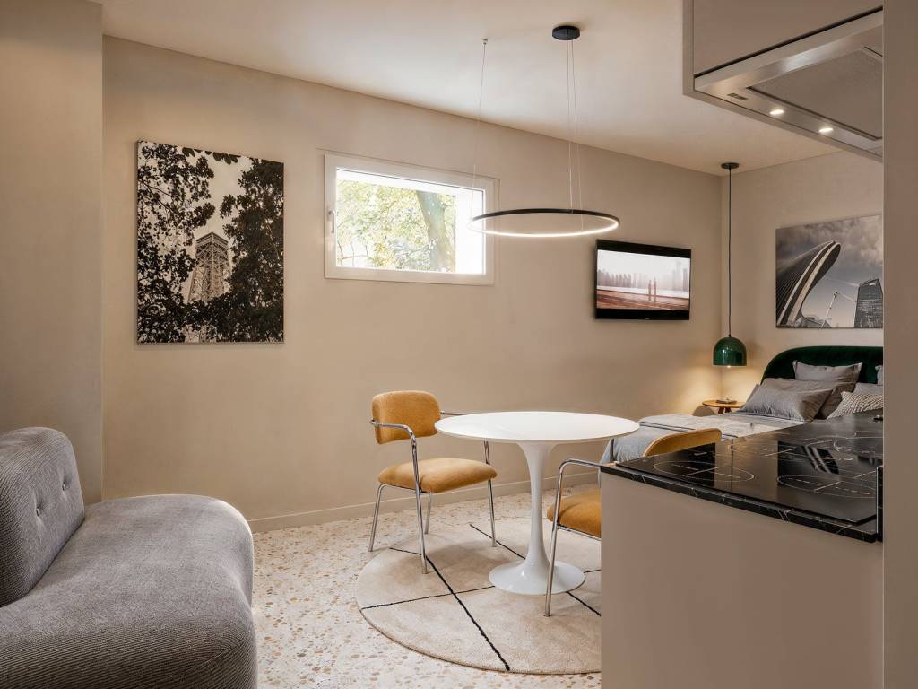 appartamento in vendita a Milano in zona Isola