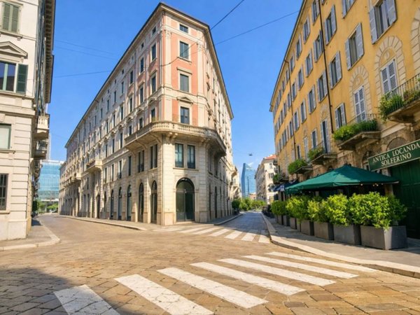 appartamento in vendita a Milano in zona Porta Nuova