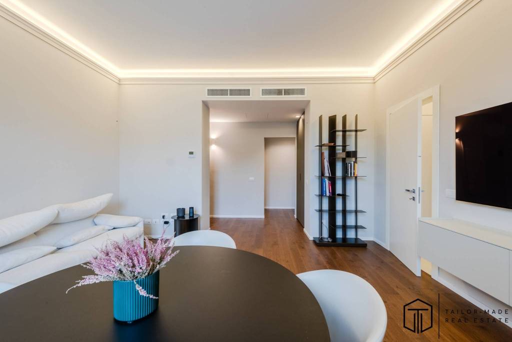 appartamento in vendita a Milano in zona XXII Marzo