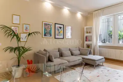 appartamento in vendita a Milano in zona Ghisolfa
