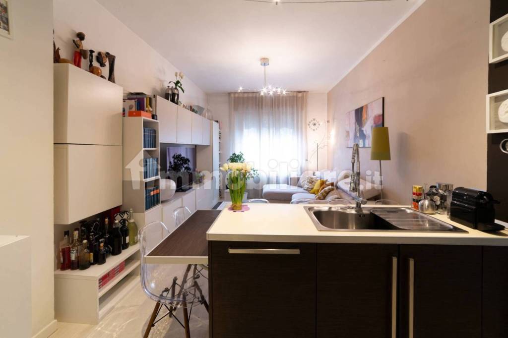 appartamento in vendita a Milano in zona Piazzale Lodi