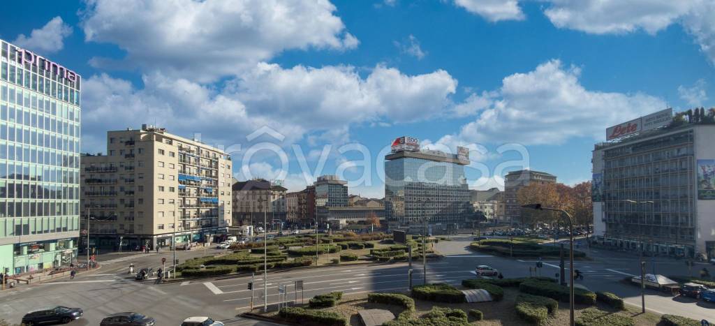 ufficio in vendita a Milano in zona Loreto