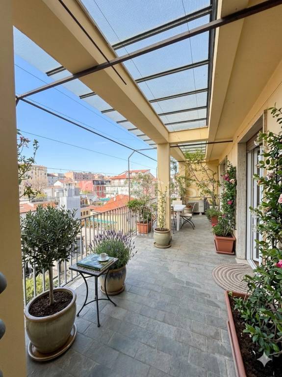 appartamento in vendita a Milano in zona Ghisolfa