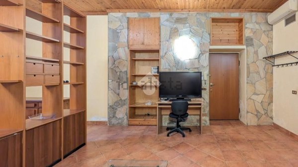 appartamento in vendita a Milano in zona Corsica