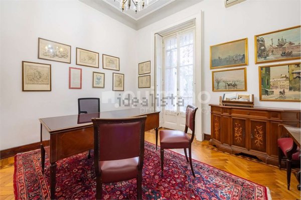 casa indipendente in vendita a Milano in zona Stazione Centrale