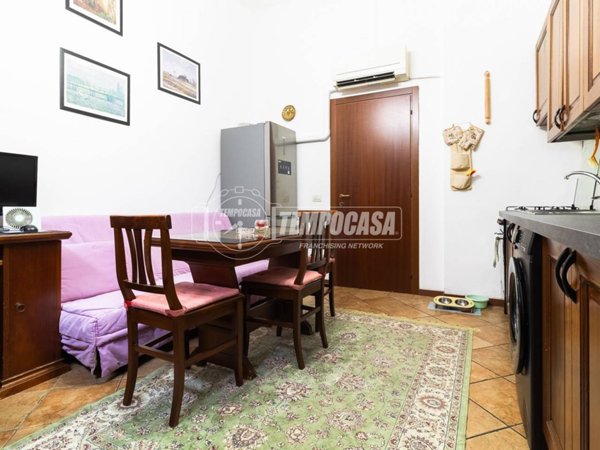 appartamento in vendita a Milano in zona Piazzale Lodi