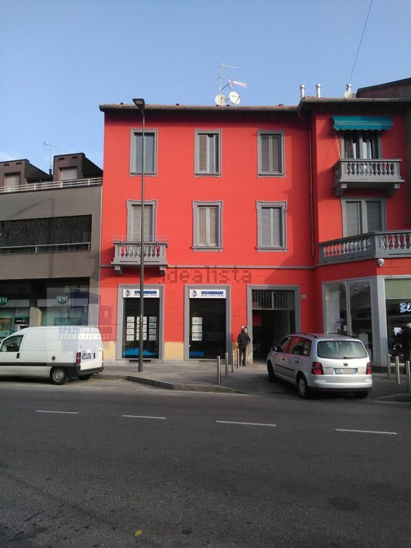 appartamento in vendita a Milano in zona Baggio