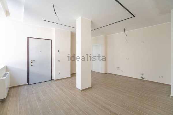 appartamento in vendita a Milano in zona Corvetto