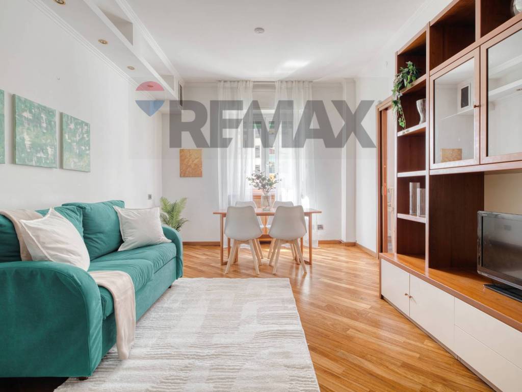 appartamento in vendita a Milano in zona Lorenteggio
