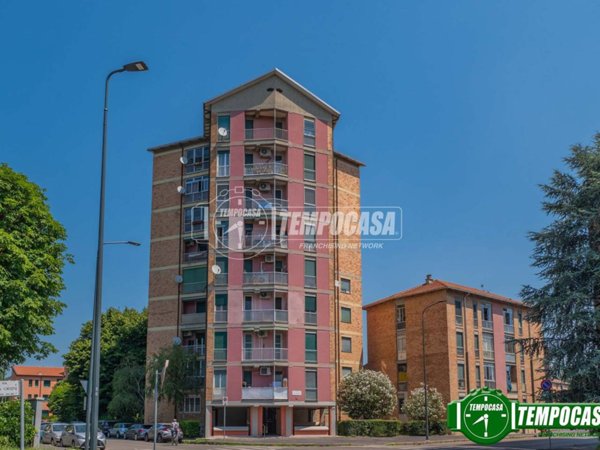 appartamento in vendita a Milano in zona Quarto Oggiaro