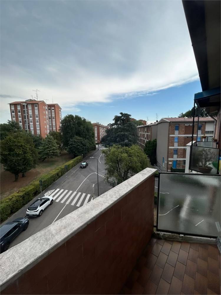 appartamento in vendita a Milano in zona Forlanini