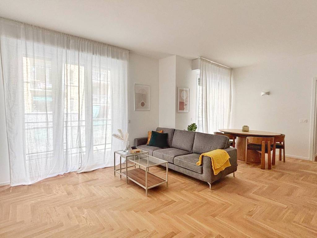 appartamento in vendita a Milano in zona Isola