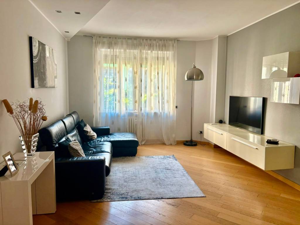 appartamento in vendita a Milano in zona Porta Vittoria