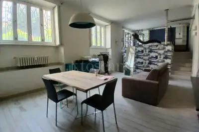casa indipendente in vendita a Milano in zona Porta Magenta