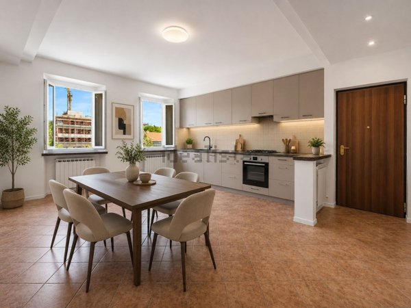 appartamento in vendita a Milano in zona Figino