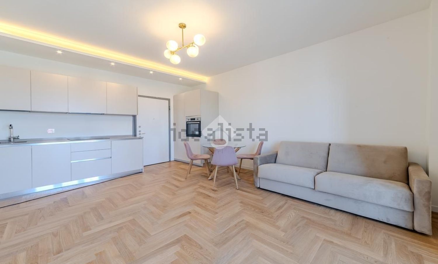 appartamento in vendita a Milano in zona Loreto