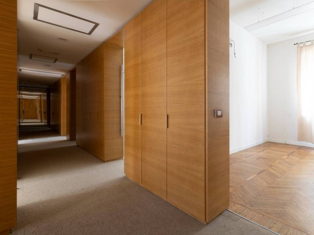 ufficio in vendita a Milano