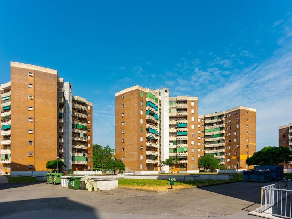 appartamento in vendita a Milano in zona Corvetto