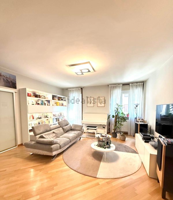 appartamento in vendita a Milano in zona Loreto