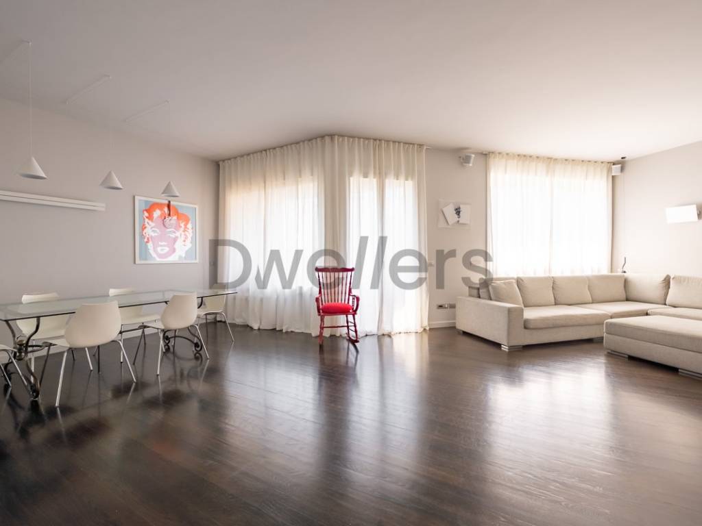 appartamento in vendita a Milano in zona De Angeli