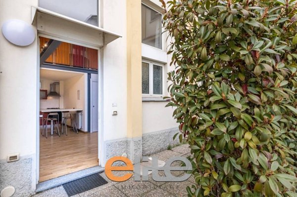 appartamento in vendita a Milano in zona Segnano