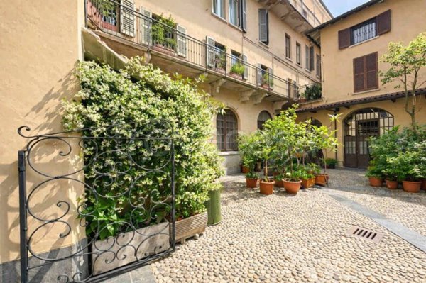 appartamento in vendita a Milano in zona Brera