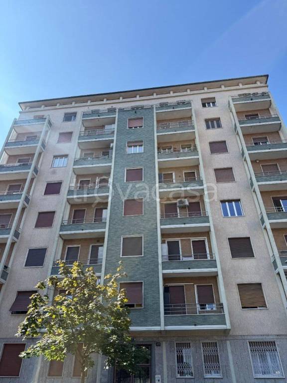 appartamento in vendita a Milano in zona Bande Nere
