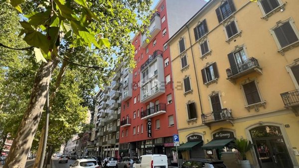 appartamento in vendita a Milano in zona Piazzale Lodi
