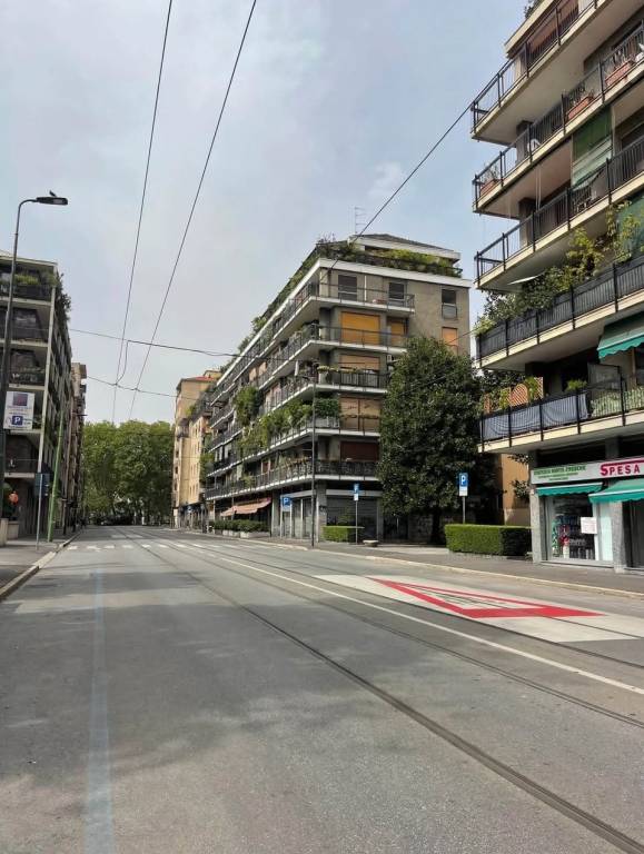 appartamento in vendita a Milano in zona Piazzale Lodi