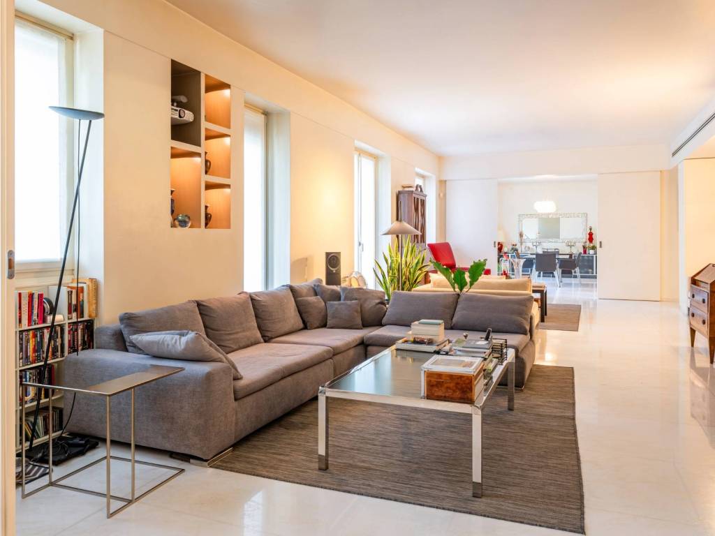 appartamento in vendita a Milano in zona Porta Venezia