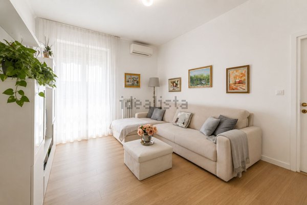 appartamento in vendita a Milano in zona Forlanini