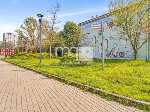 appartamento in vendita a Milano in zona Gallaratese