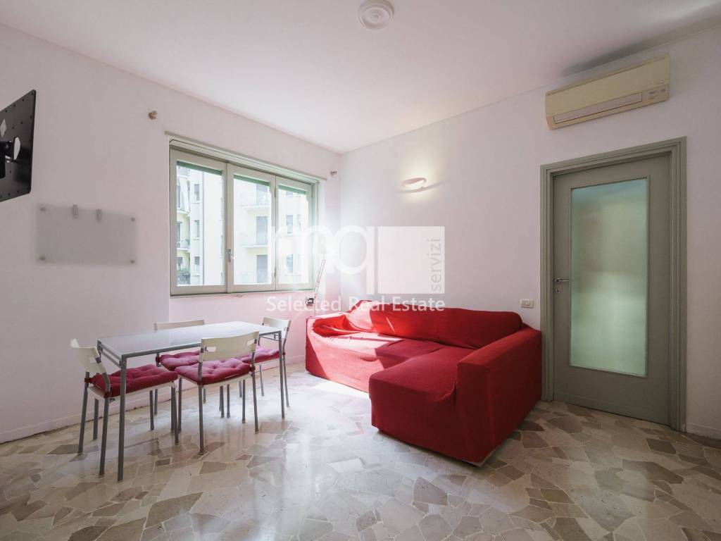 appartamento in vendita a Milano in zona Città Studi