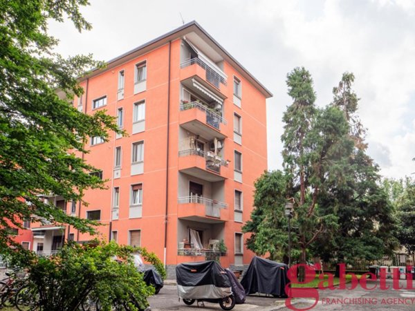 appartamento in vendita a Milano in zona Crescenzago