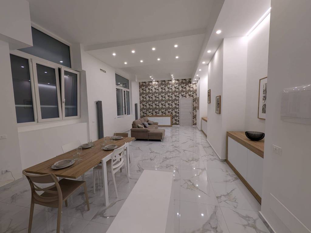 appartamento in vendita a Milano in zona Guastalla