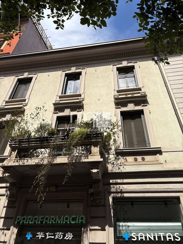 appartamento in vendita a Milano in zona Sempione