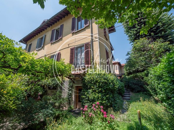 casa indipendente in vendita a Milano in zona Maggiolina