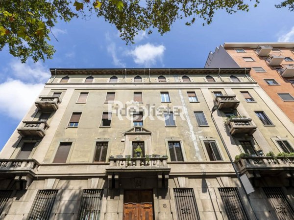 appartamento in vendita a Milano in zona Dergano
