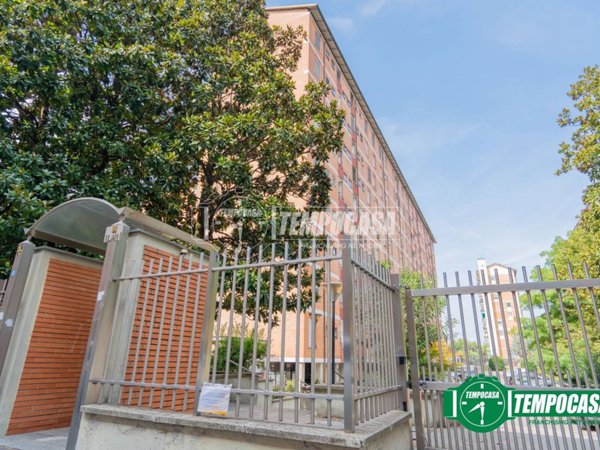appartamento in vendita a Milano in zona Gallaratese
