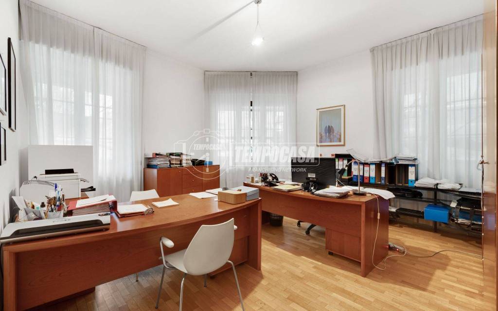 appartamento in vendita a Milano in zona Cinque Giornate