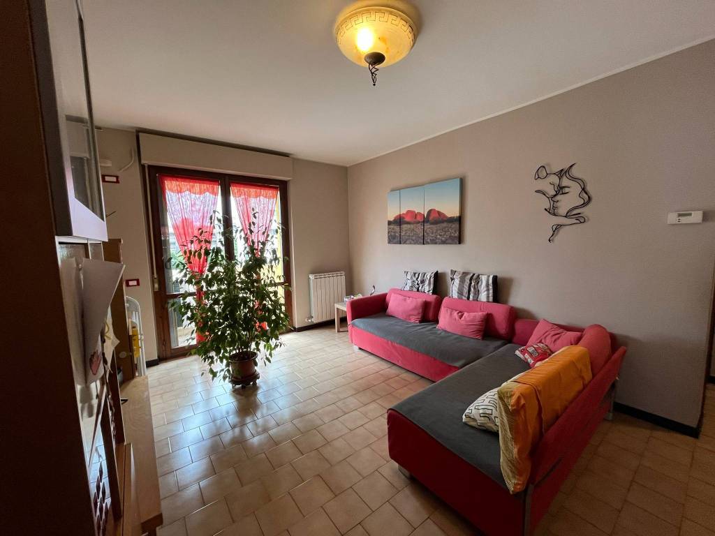 appartamento in vendita a Milano in zona Quarto Cagnino