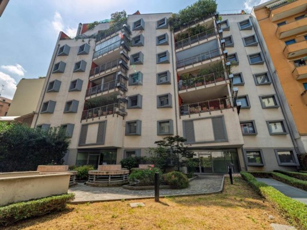 appartamento in vendita a Milano in zona Città Studi