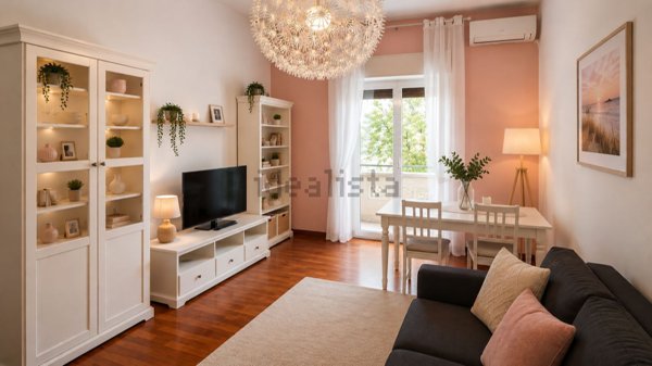 appartamento in vendita a Milano in zona Farini