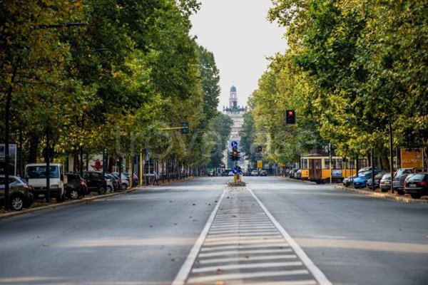 appartamento in vendita a Milano in zona Sempione
