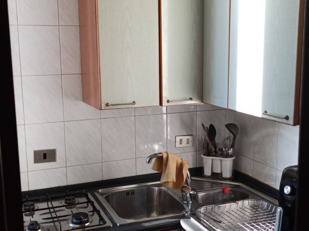 appartamento in vendita a Milano in zona Baggio