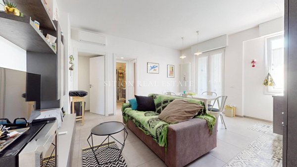 appartamento in vendita a Milano in zona Famagosta